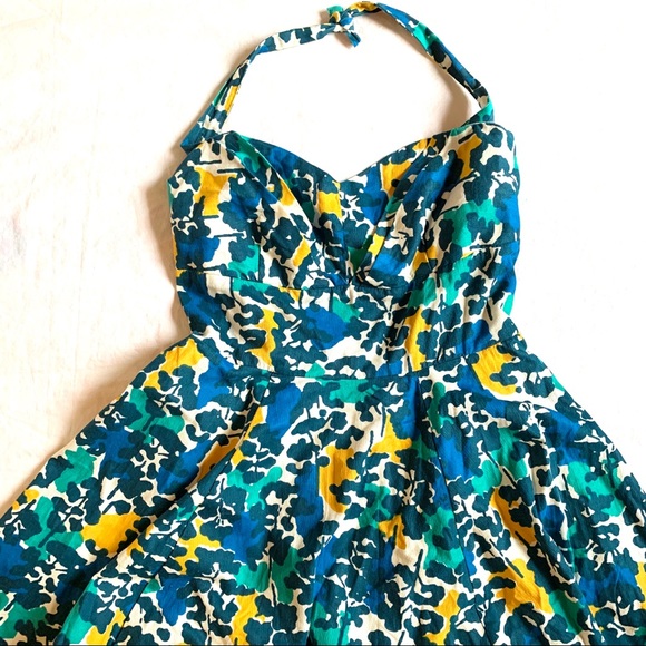 Anthropologie Dresses & Skirts - Anthro Girls From Savoy Floral Corduroy Dress